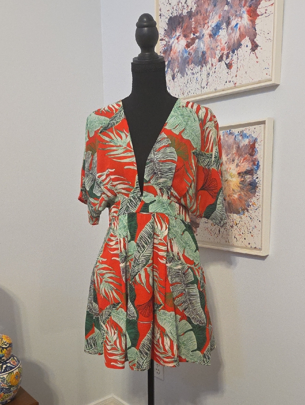 Tropical Leaf Print V-Neck Mini Dress in Red and Green